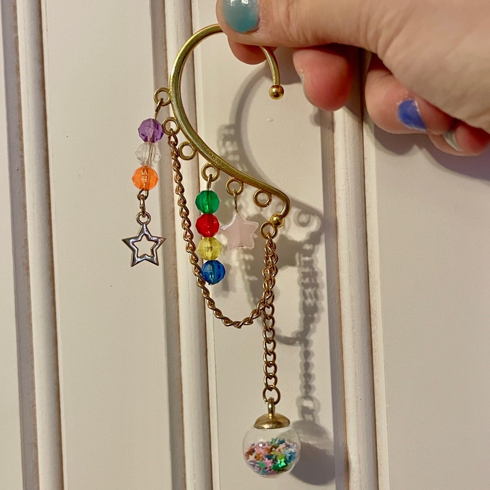 🌟Rainbow Star Ear Cuff🌟